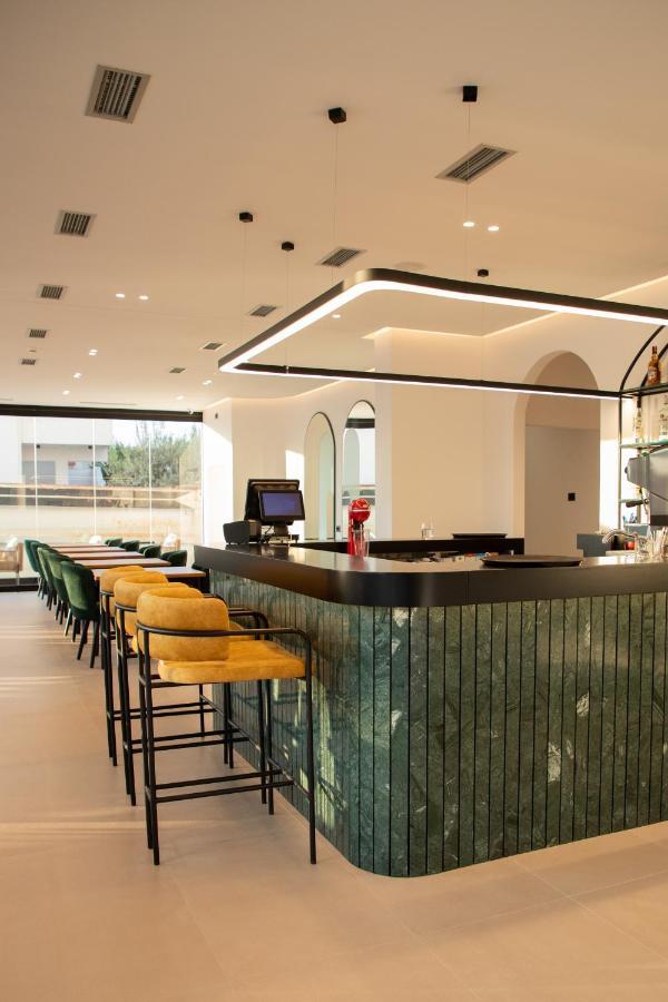 Colosseum Hotel Ksamil Exterior foto